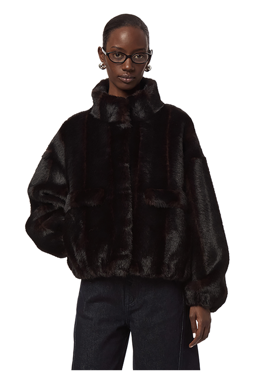 Iris Bomber